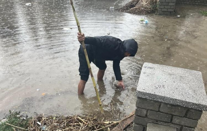 Ilıcabaşı Mahallesi’nde kargı çöpleri giderleri tıkadı